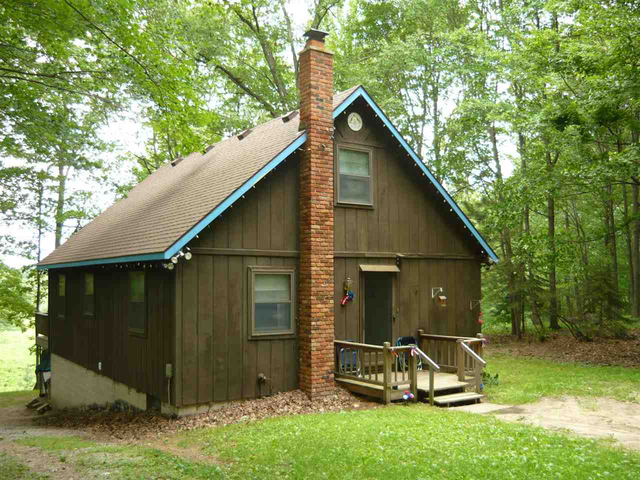 128 West Ridge Circle Leroy, MI 49655 - Photo 2 of 29 1820218-1.JPG
