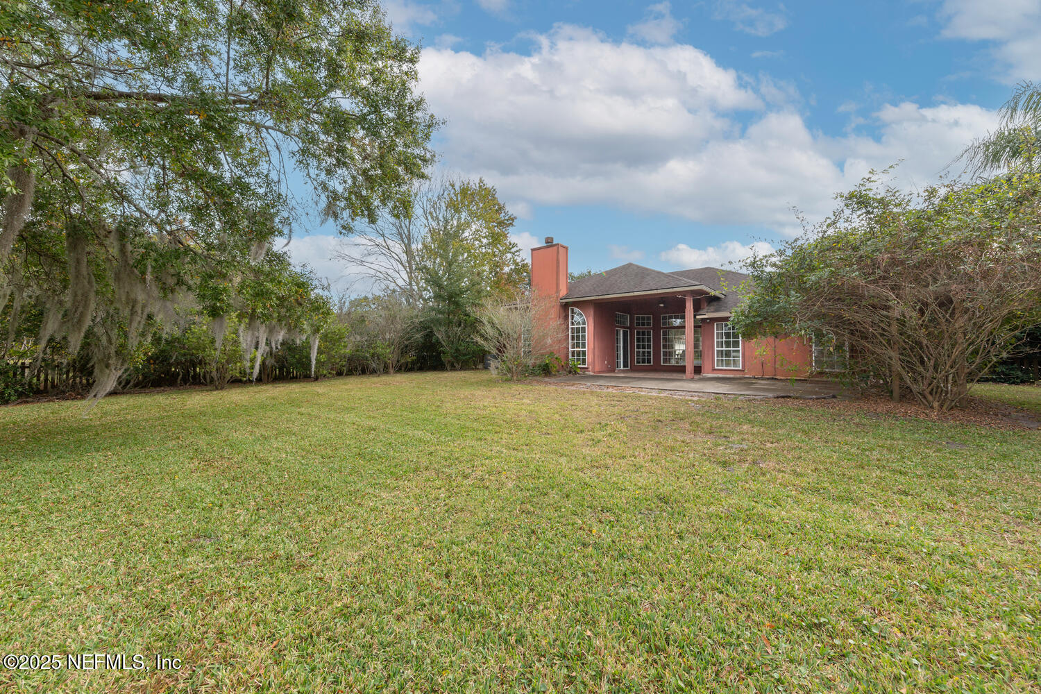 113 Nottingham Drive St. Johns, FL 32259 - Photo 31 of 35 a front view of house with yard and trees