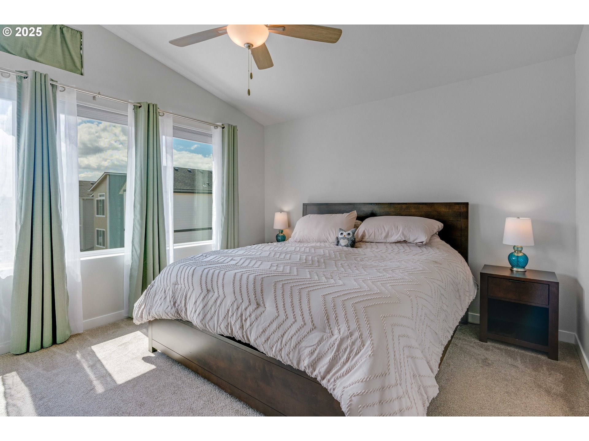 1484 North Steiwer Lane Newberg, OR 97132 - Photo 27 of 42