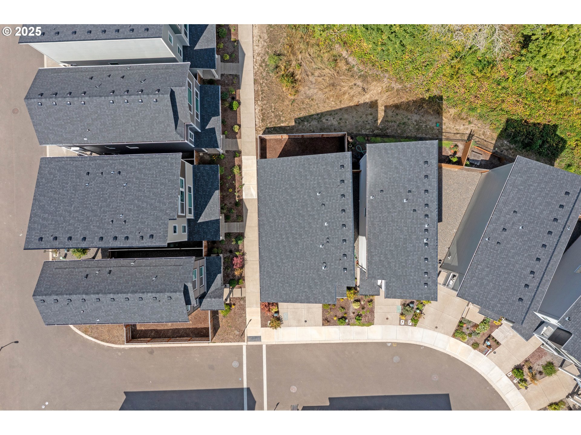 1484 North Steiwer Lane Newberg, OR 97132 - Photo 38 of 42