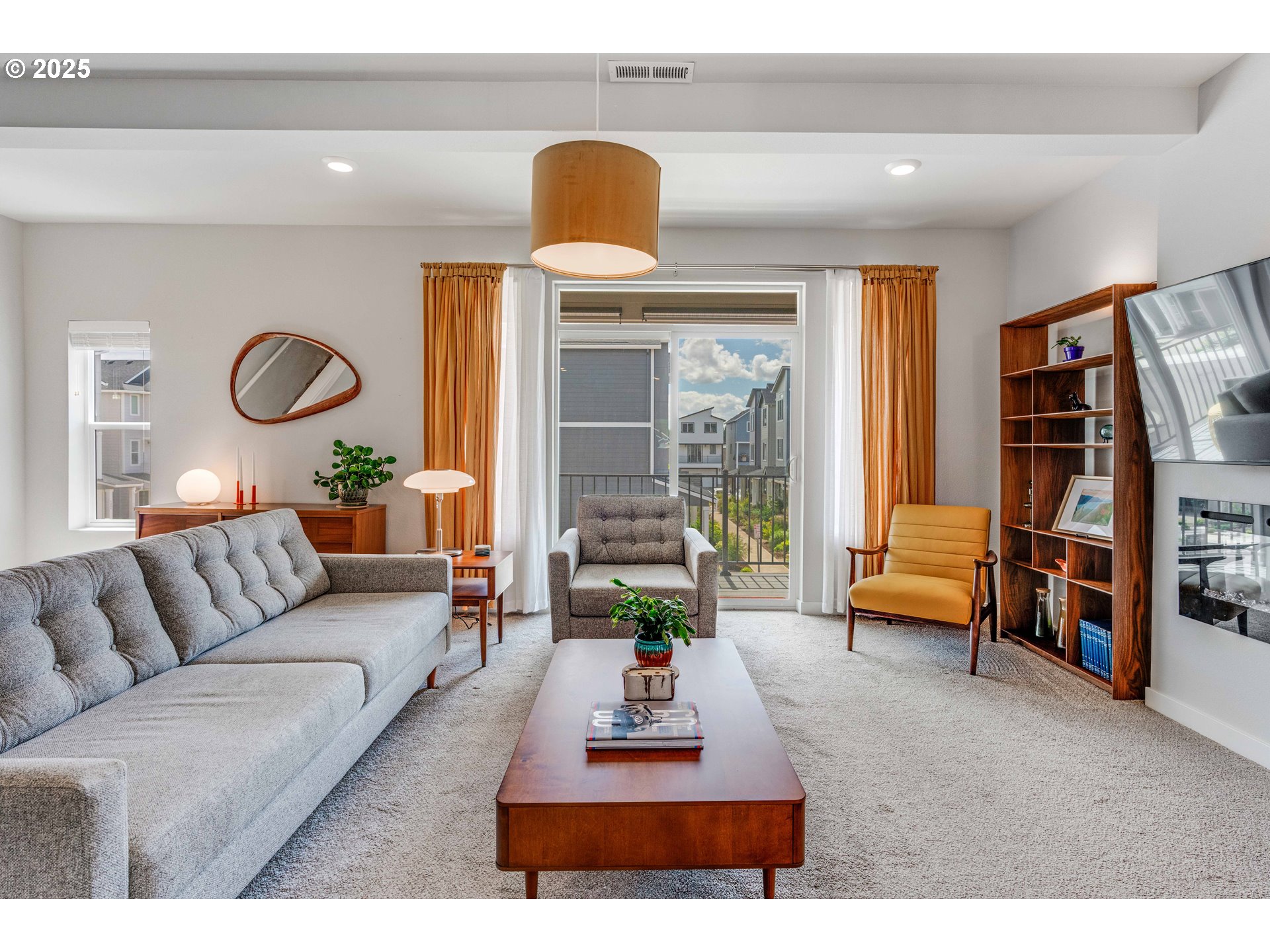 1484 North Steiwer Lane Newberg, OR 97132 - Photo 5 of 42