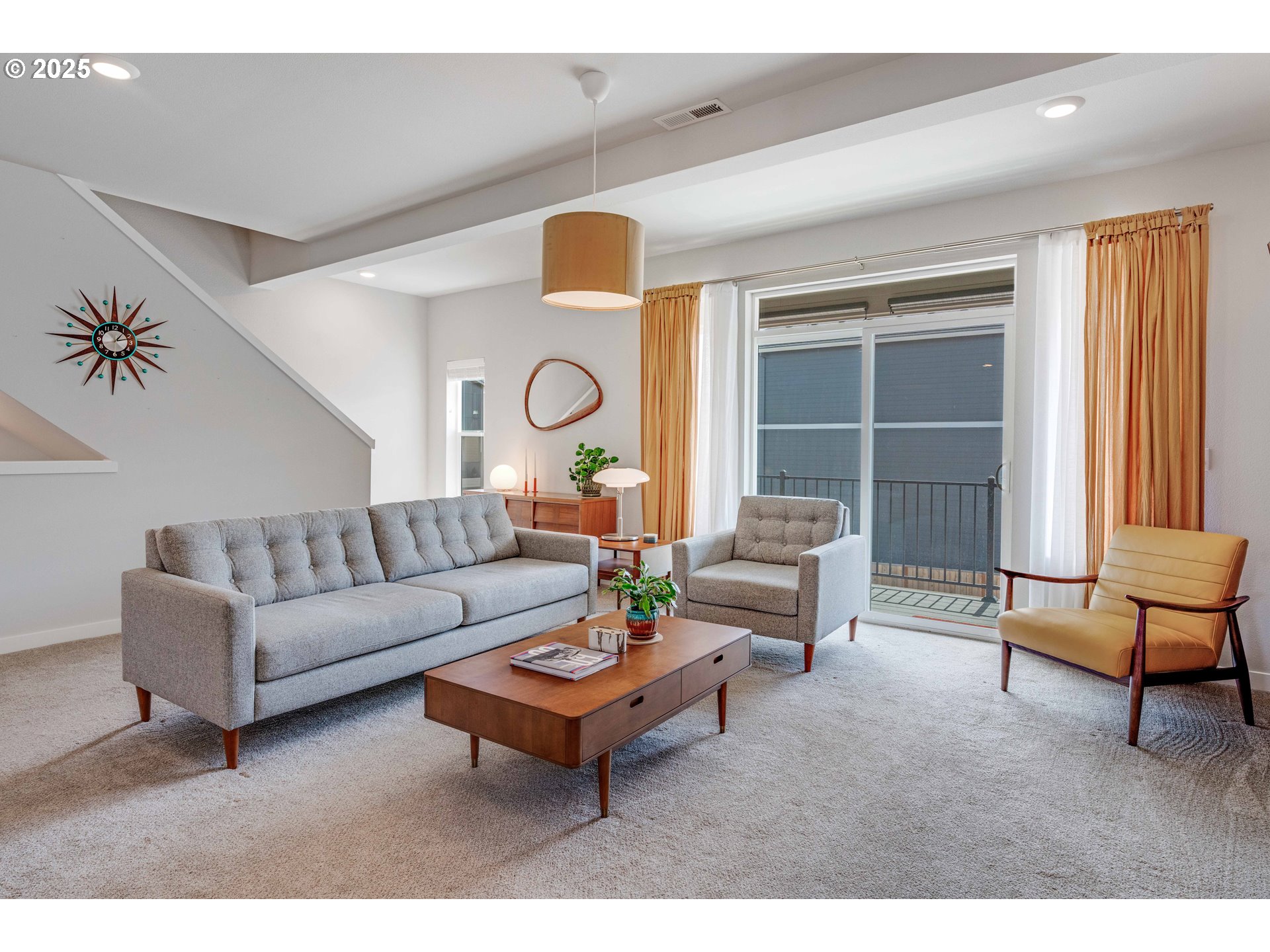 1484 North Steiwer Lane Newberg, OR 97132 - Photo 6 of 42