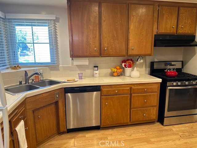 3240 Clark Avenue Long Beach, CA 90808 - Photo 3 of 12 Spacious kitchen