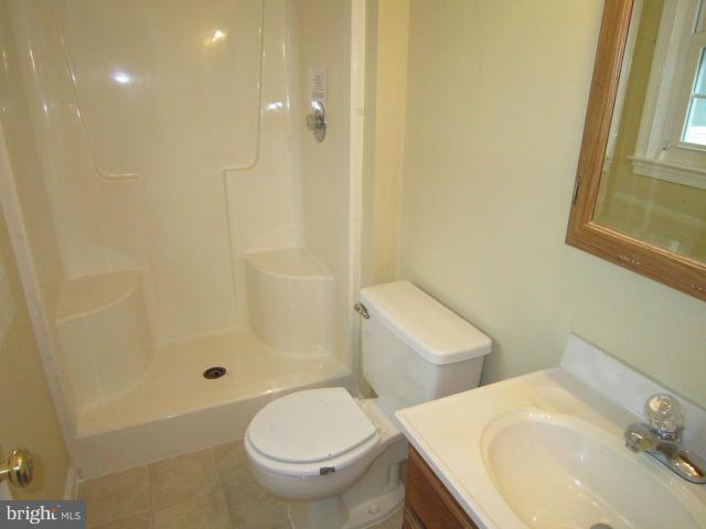 7940 Bennett Branch Road Mount Airy, MD 21771 - Photo 11 of 25 Full bathroom in Bedroom #2