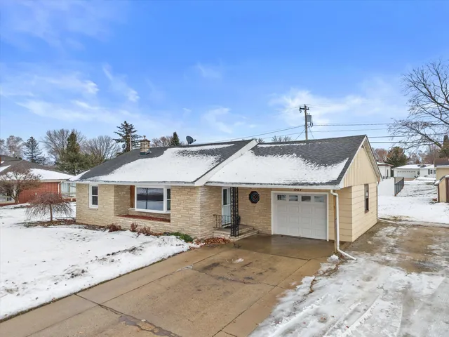 $225,000 | 817 Scott Street, Beaver Dam, WI 53916