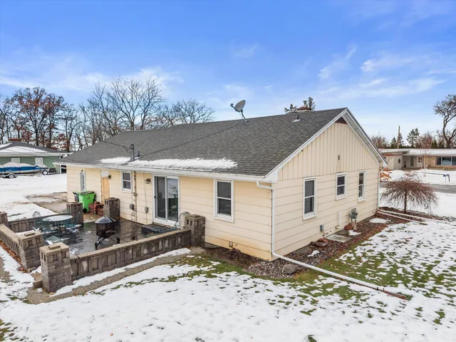 $225,000 | 817 Scott Street, Beaver Dam, WI 53916