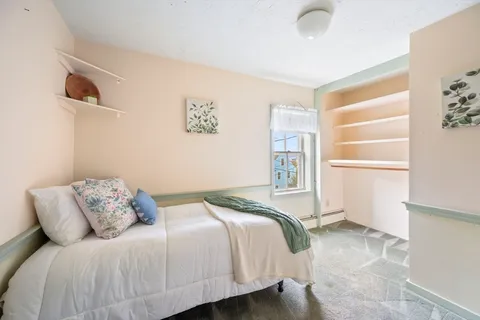 $689,000 | 5 Telegraph Avenue, Hull, MA 02045