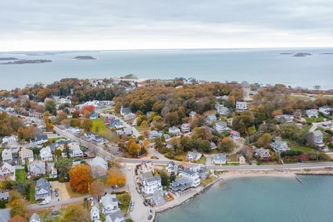 $689,000 | 5 Telegraph Avenue, Hull, MA 02045