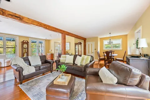 $689,000 | 5 Telegraph Avenue, Hull, MA 02045