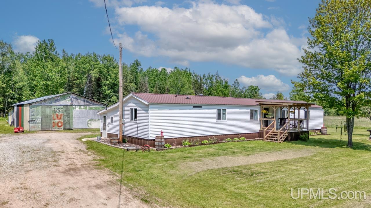 6478 32nd Road Rapid River, MI 49878 - Photo 2 of 26 Gallery Image 2