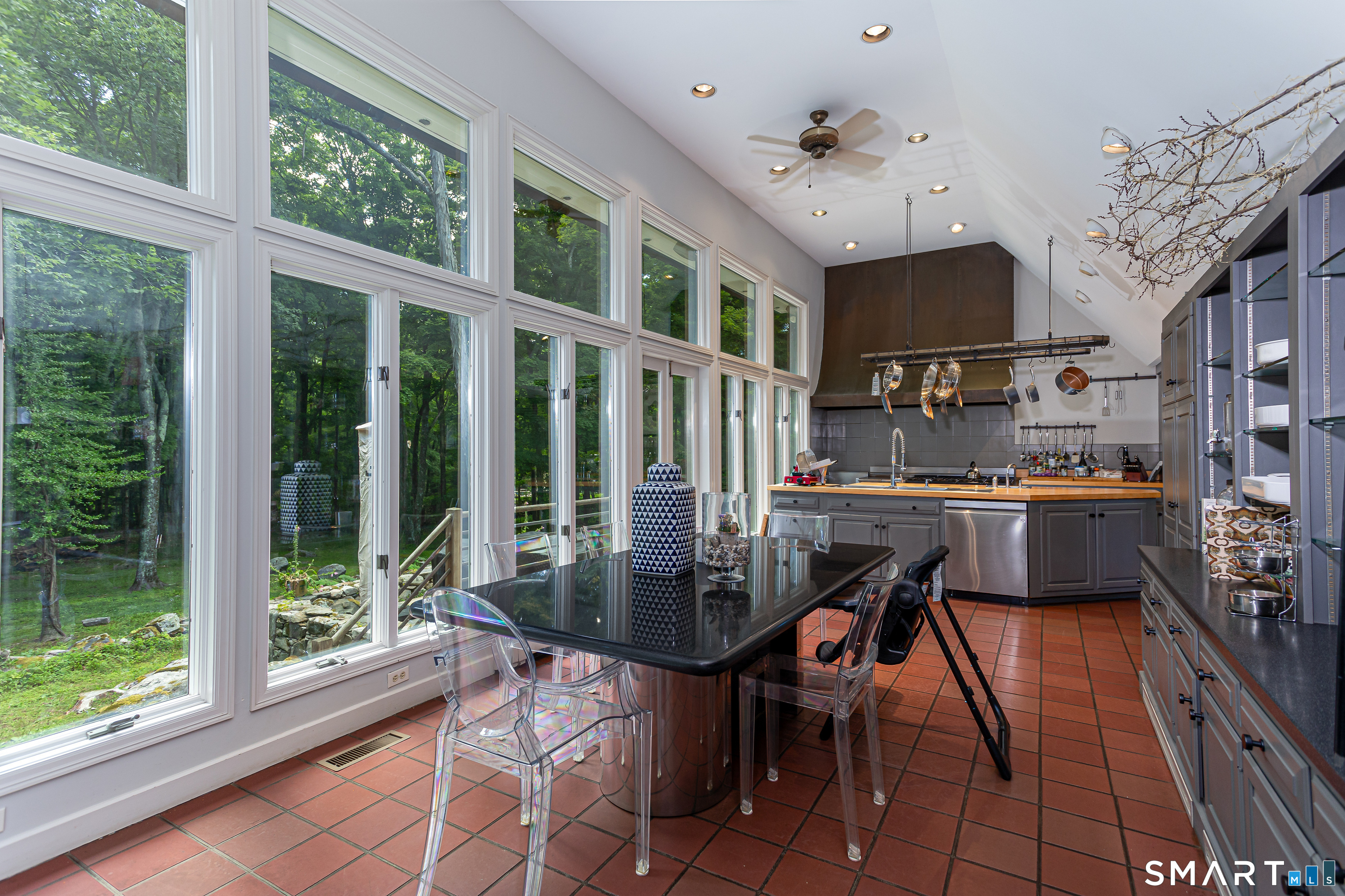 896 Westport Road Easton, CT 06612 - Photo 17 of 33