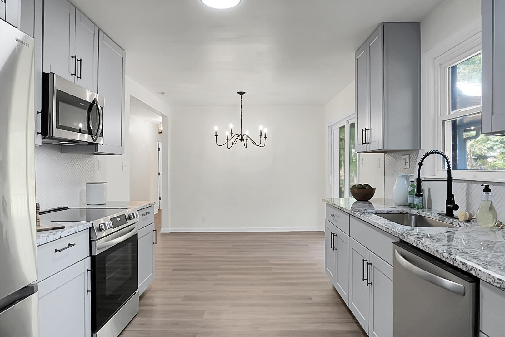 400 Morrow Street Moncks Corner, SC 29461 - Photo 11 of 31 DSC01626