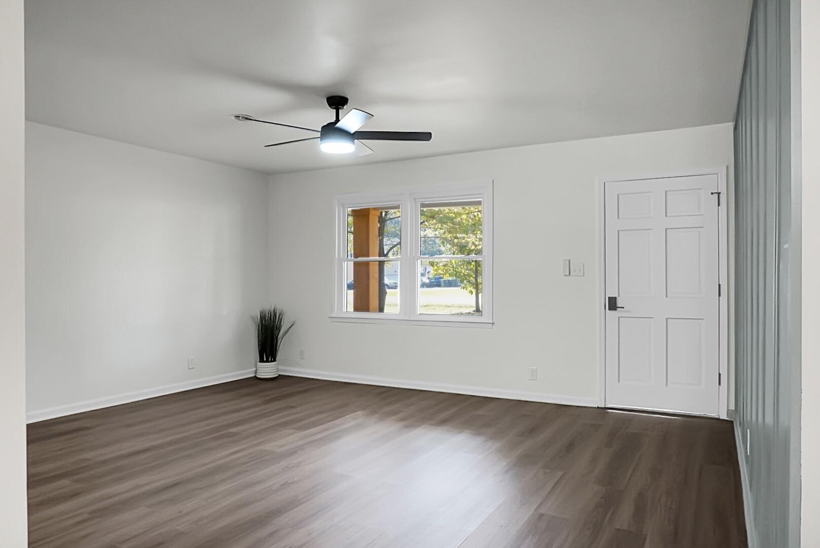 400 Morrow Street Moncks Corner, SC 29461 - Photo 9 of 31 DSC01612