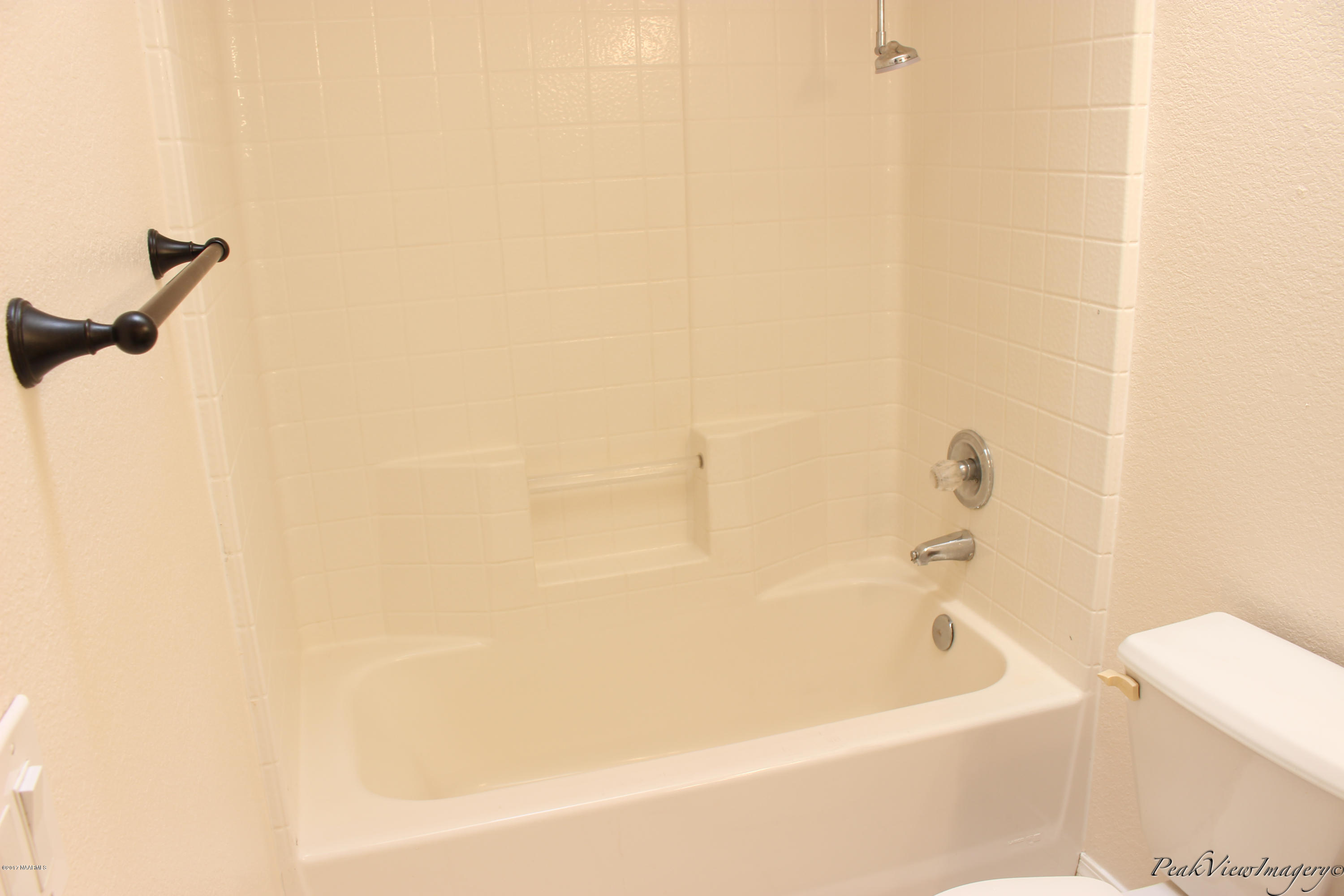 6905 North Bader Road Flagstaff, AZ 86001 - Photo 16 of 30 bathroom upstairs