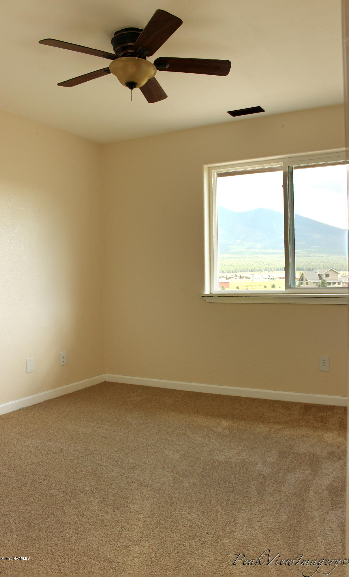 6905 North Bader Road Flagstaff, AZ 86001 - Photo 18 of 30 Bedroom 3-1