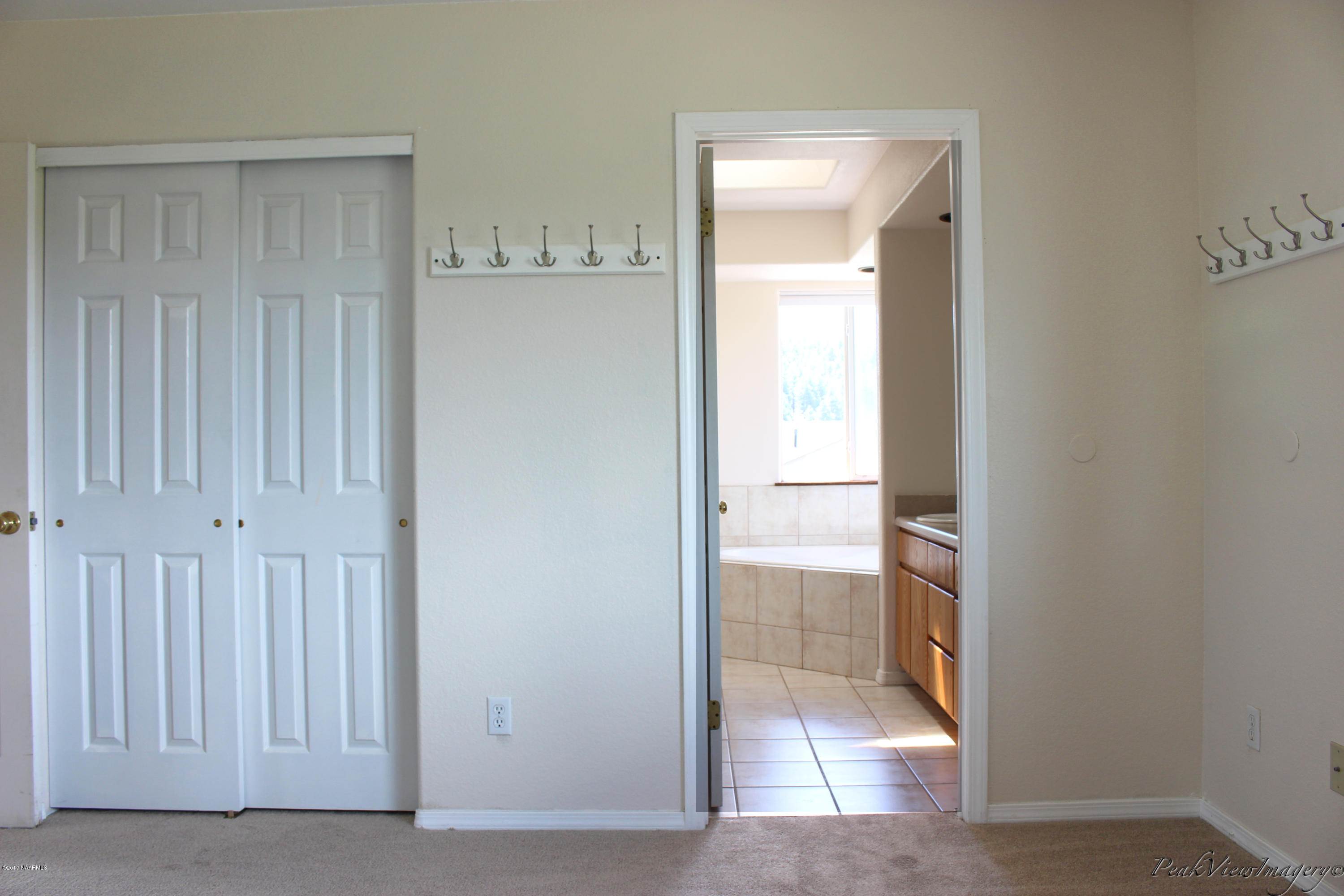 6905 North Bader Road Flagstaff, AZ 86001 - Photo 26 of 30 Master Bedroom
