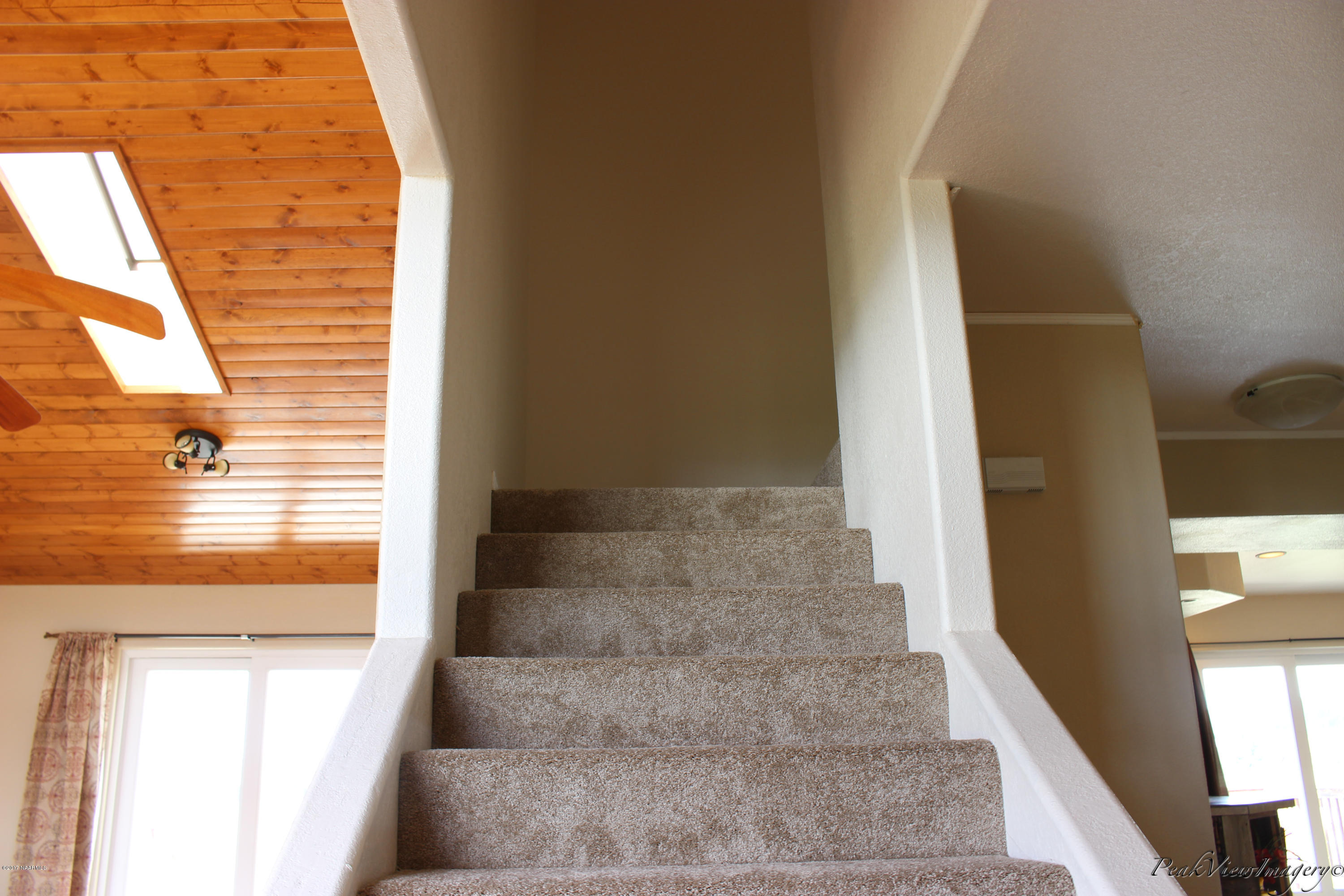 6905 North Bader Road Flagstaff, AZ 86001 - Photo 28 of 30 Stairs