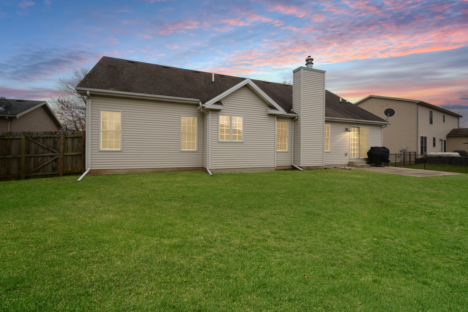 2884 Bear Claw Street Normal, IL 61761 - Photo 3 of 62 a front view of house with yard and green space
