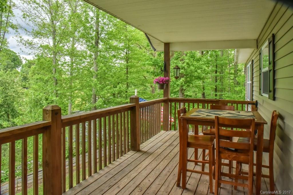 32 Smoke Tree Road Candler, NC 28715 - Photo 4 of 24 Gallery Image 4