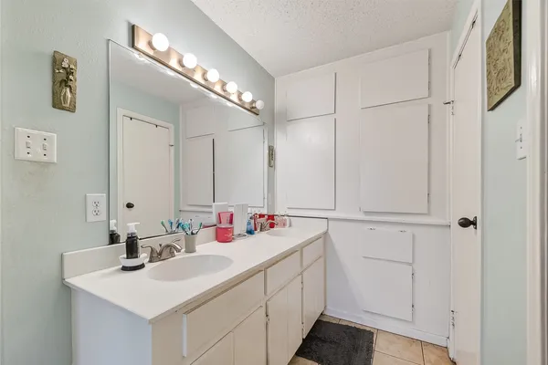 $220,000 | 12811 Hidden Castle Drive, Houston, TX 77015
