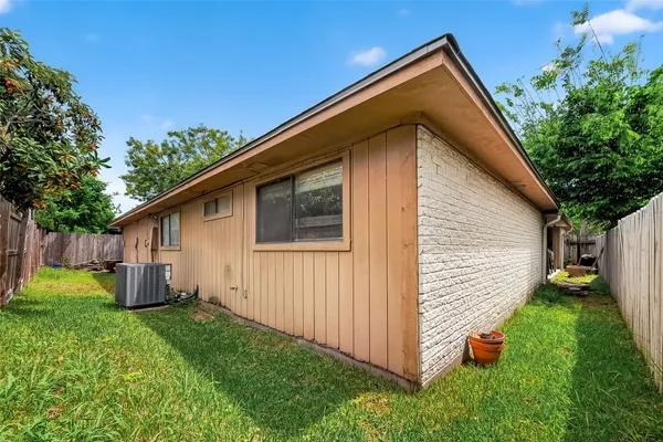 $220,000 | 12811 Hidden Castle Drive, Houston, TX 77015