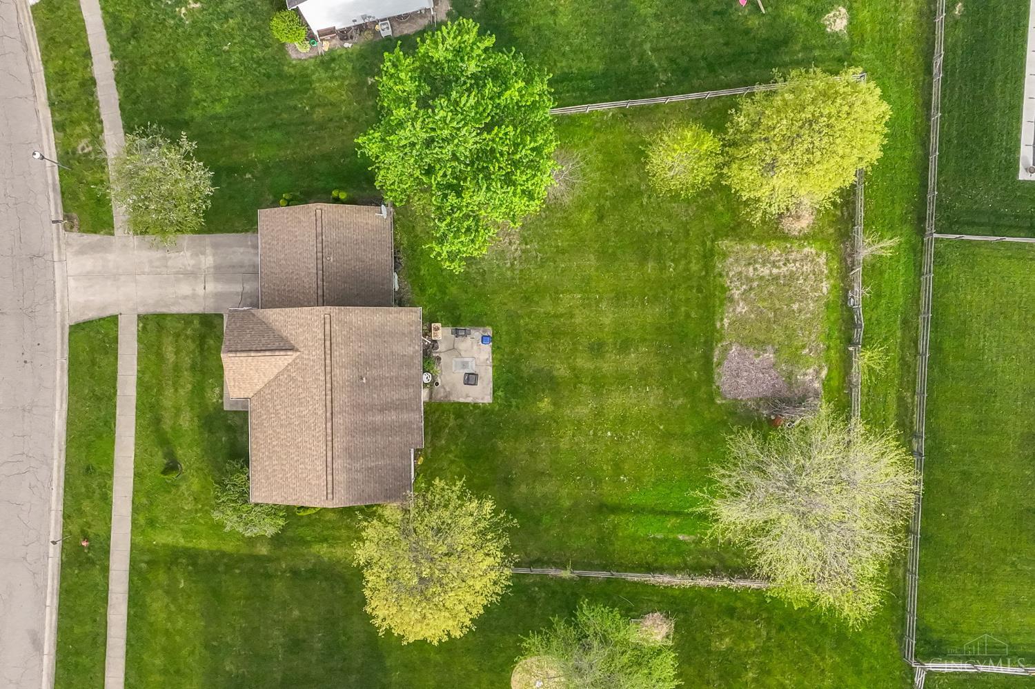 910 Hamlin Drive Maineville, OH 45039 - Photo 44 of 49