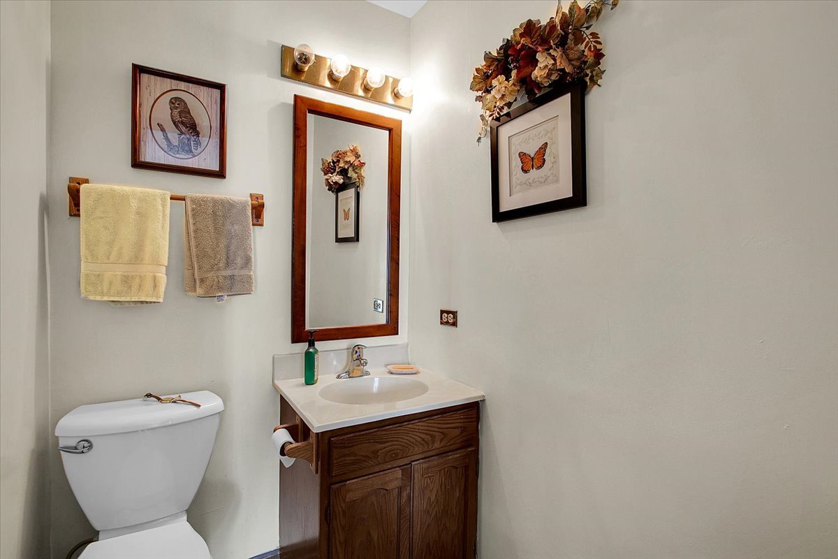 1650 Kautz Road Aurora, IL 60504 - Photo 14 of 29 Gallery Image 14