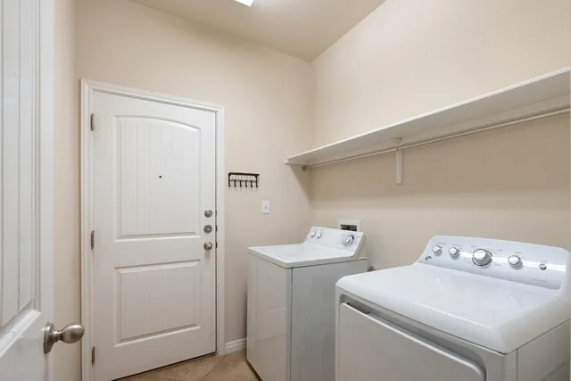 $1,900 | 1117 Grande Mesa Drive, Georgetown, TX 78626