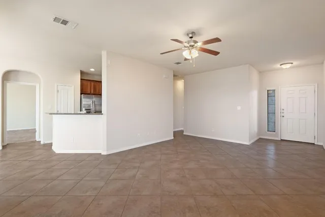 $1,900 | 1117 Grande Mesa Drive, Georgetown, TX 78626