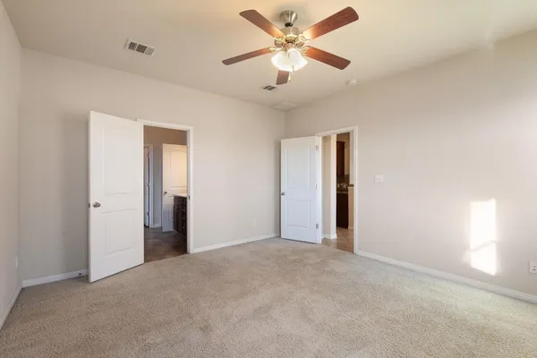 $1,900 | 1117 Grande Mesa Drive, Georgetown, TX 78626