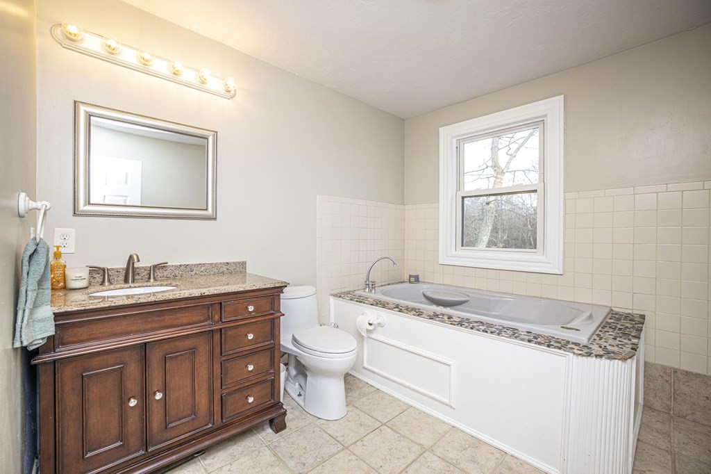 22 Overlook Road Weymouth, MA 02189 - Photo 26 of 28 Gallery Image 26