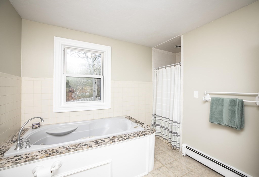 22 Overlook Road Weymouth, MA 02189 - Photo 27 of 28 Gallery Image 27