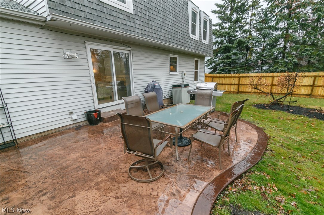 16783 Drake Road Strongsville, OH 44136 - Photo 27 of 31