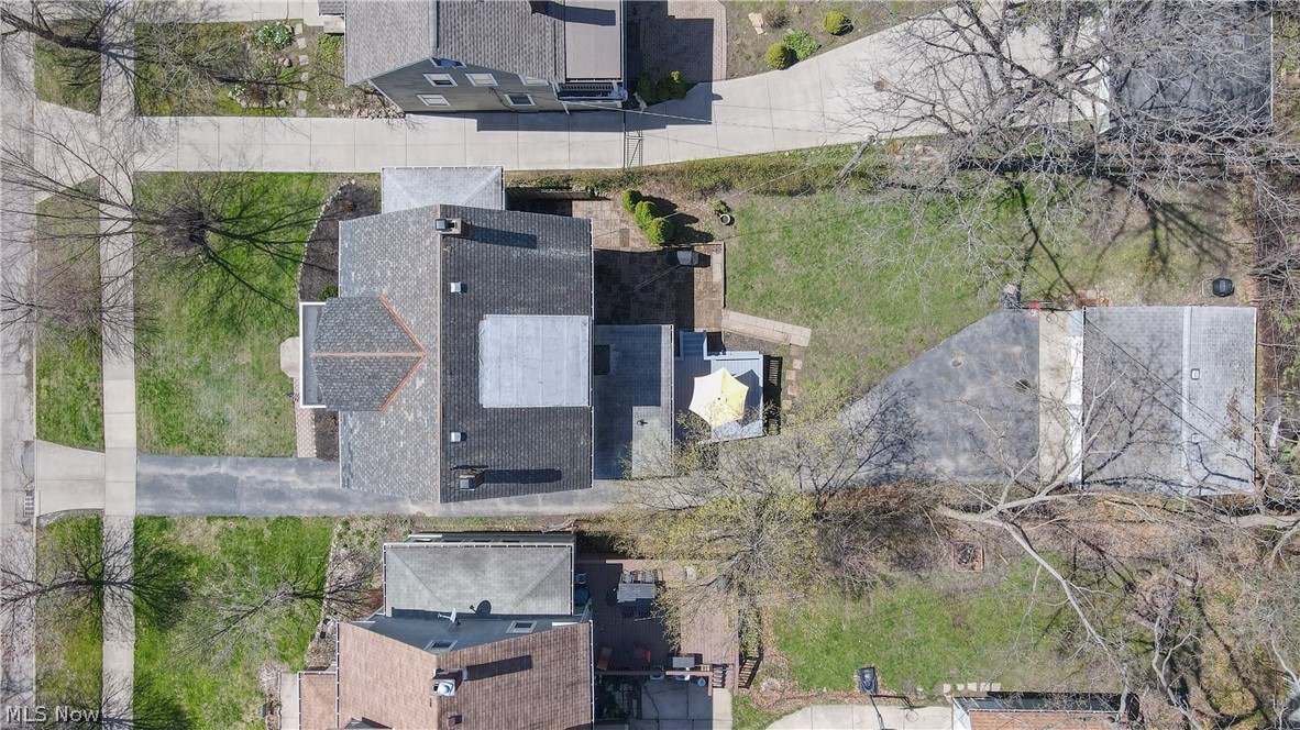 2933 Coleridge Road Cleveland, OH 44118 - Photo 29 of 33