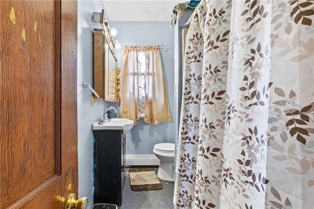 167 Sisson Street Pawtucket, RI 02860 - Photo 24 of 27 Gallery Image 24