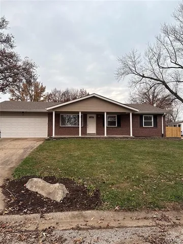 $289,000 | 28 St Lawrence Drive, St. Peters, MO 63376