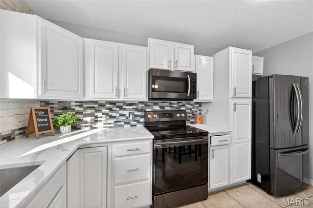 $289,000 | 28 St Lawrence Drive, St. Peters, MO 63376