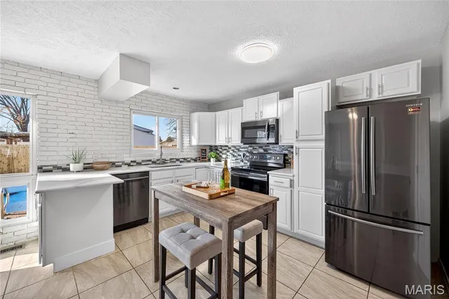 $289,000 | 28 St Lawrence Drive, St. Peters, MO 63376