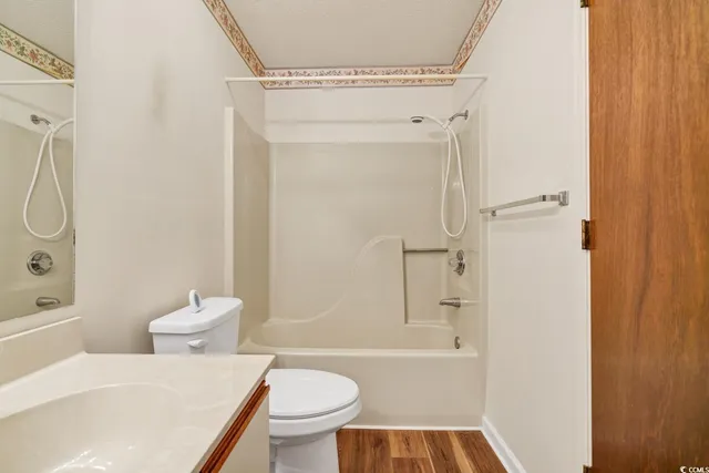 $164,900 | 510 Fairwood Lakes Drive, Unit 19C, Myrtle Beach, SC 29588