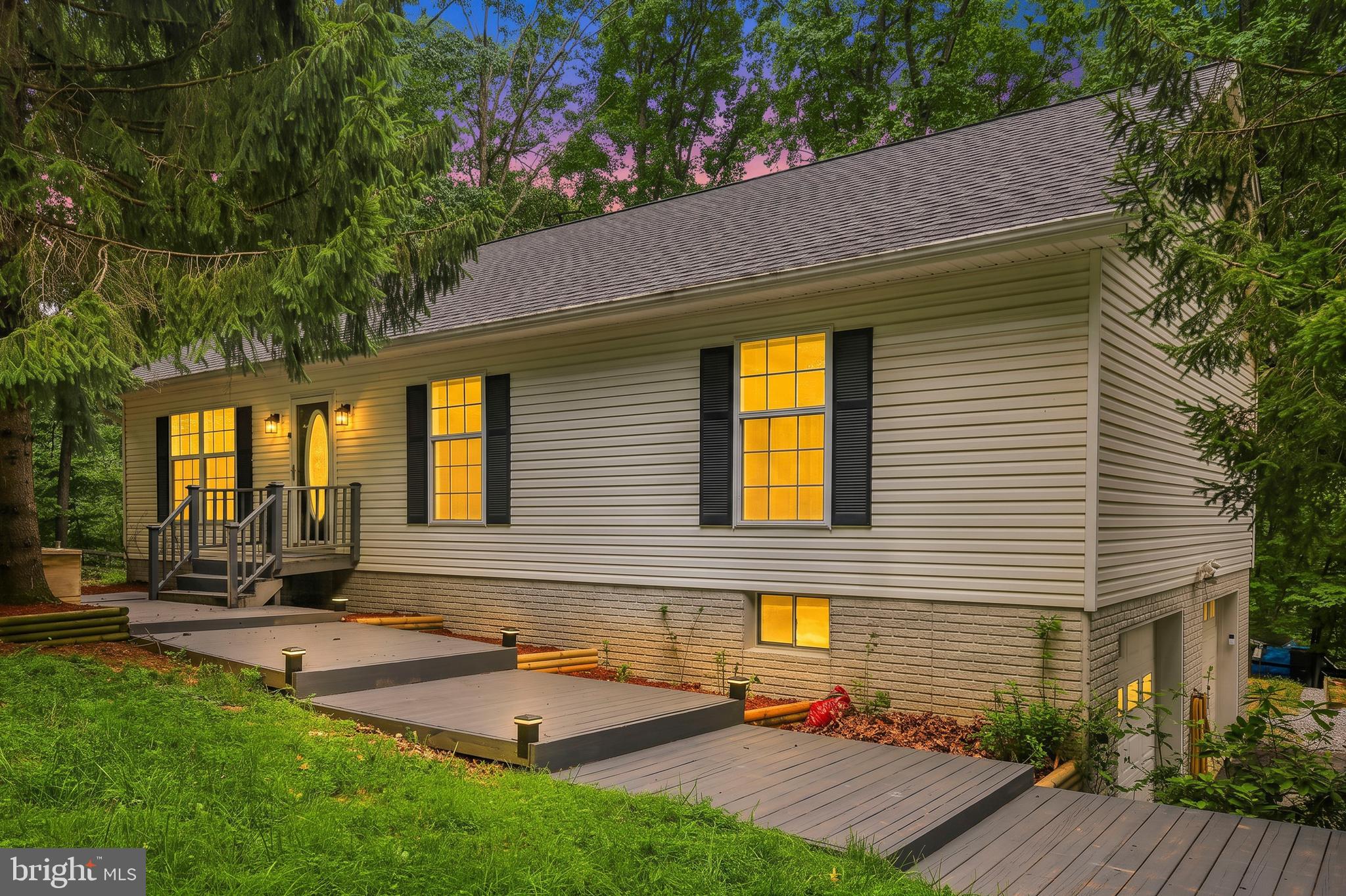 247 Maple Ridge Lane Harpers Ferry, WV 25425 - Photo 2 of 33 Gallery Image 2