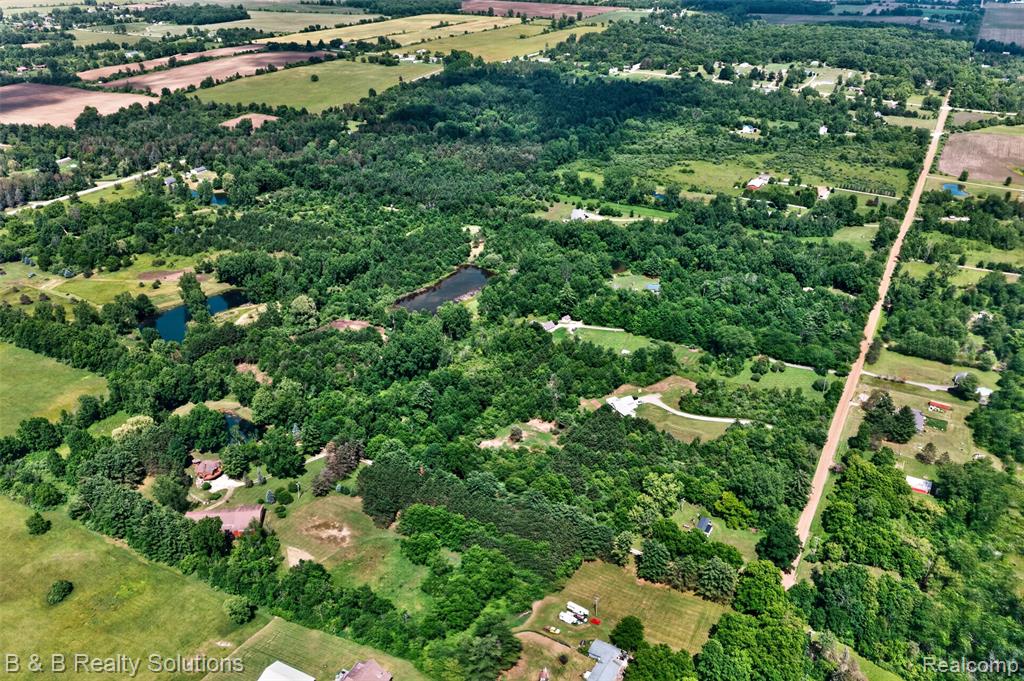 5544 Piersonville Road Columbiaville, MI 48421 - Photo 18 of 49