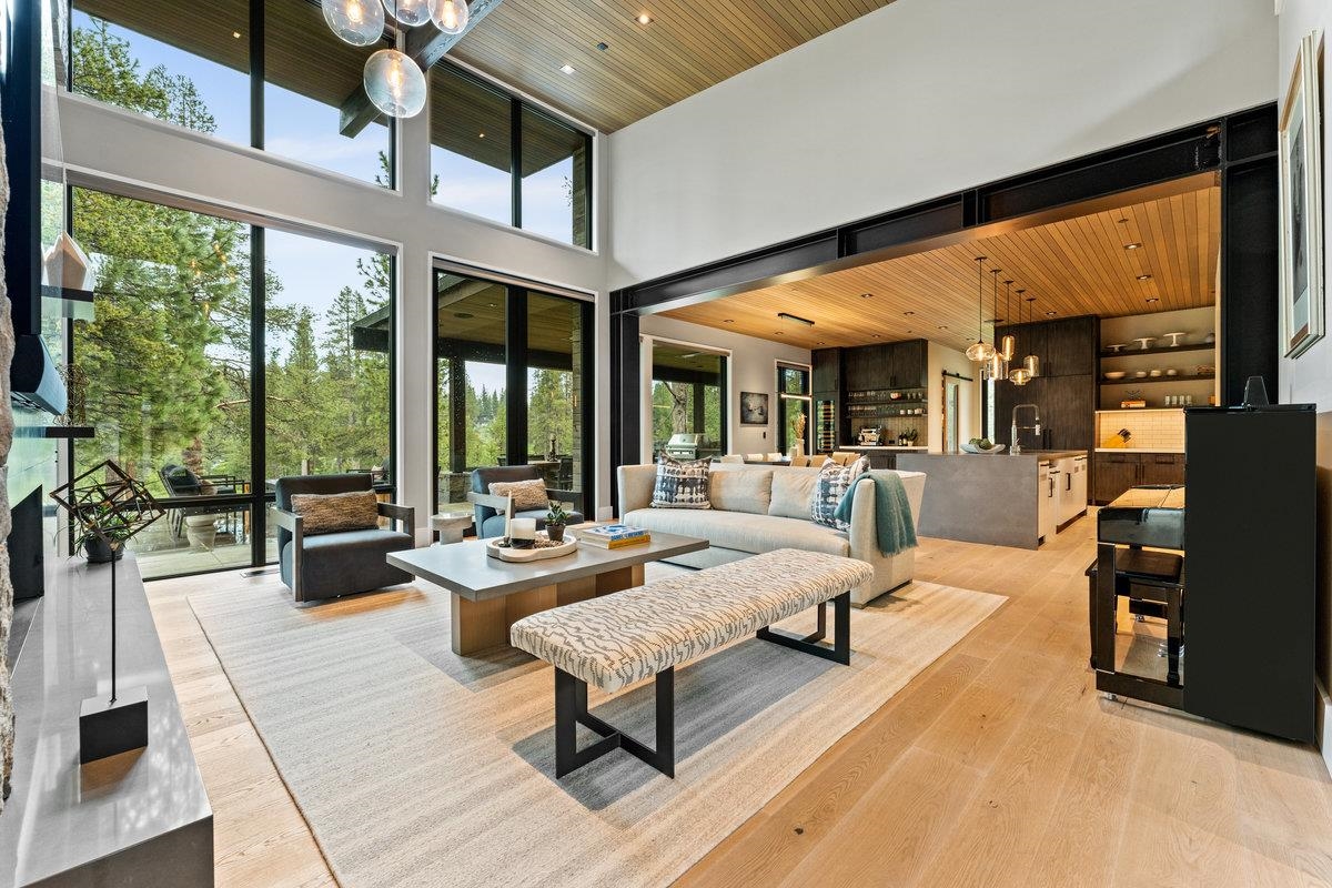 11611 Ghirard Road Truckee, CA 96161 - Photo 2 of 21 Gallery Image 2