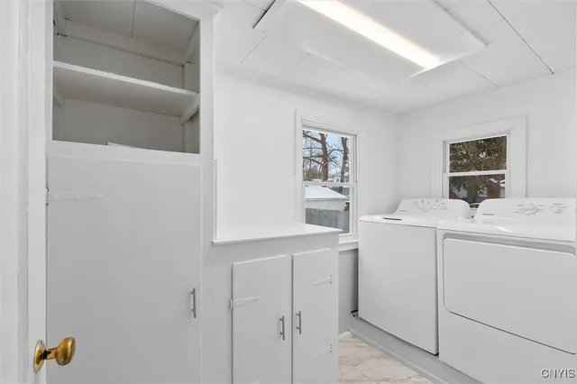 $193,500 | 206 Rosemont Drive, Syracuse, NY 13205