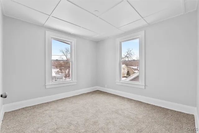 $193,500 | 206 Rosemont Drive, Syracuse, NY 13205