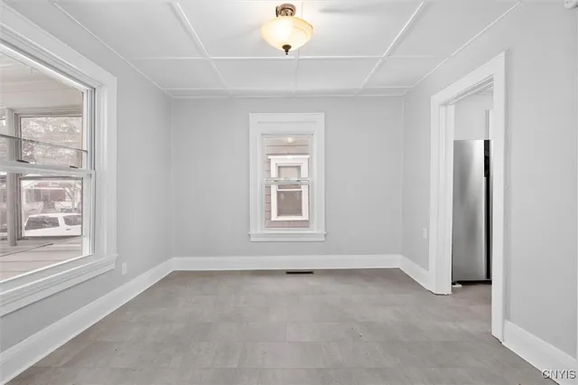 $193,500 | 206 Rosemont Drive, Syracuse, NY 13205