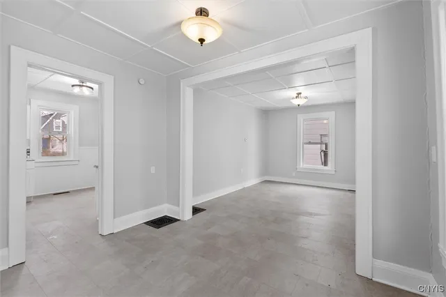 $193,500 | 206 Rosemont Drive, Syracuse, NY 13205