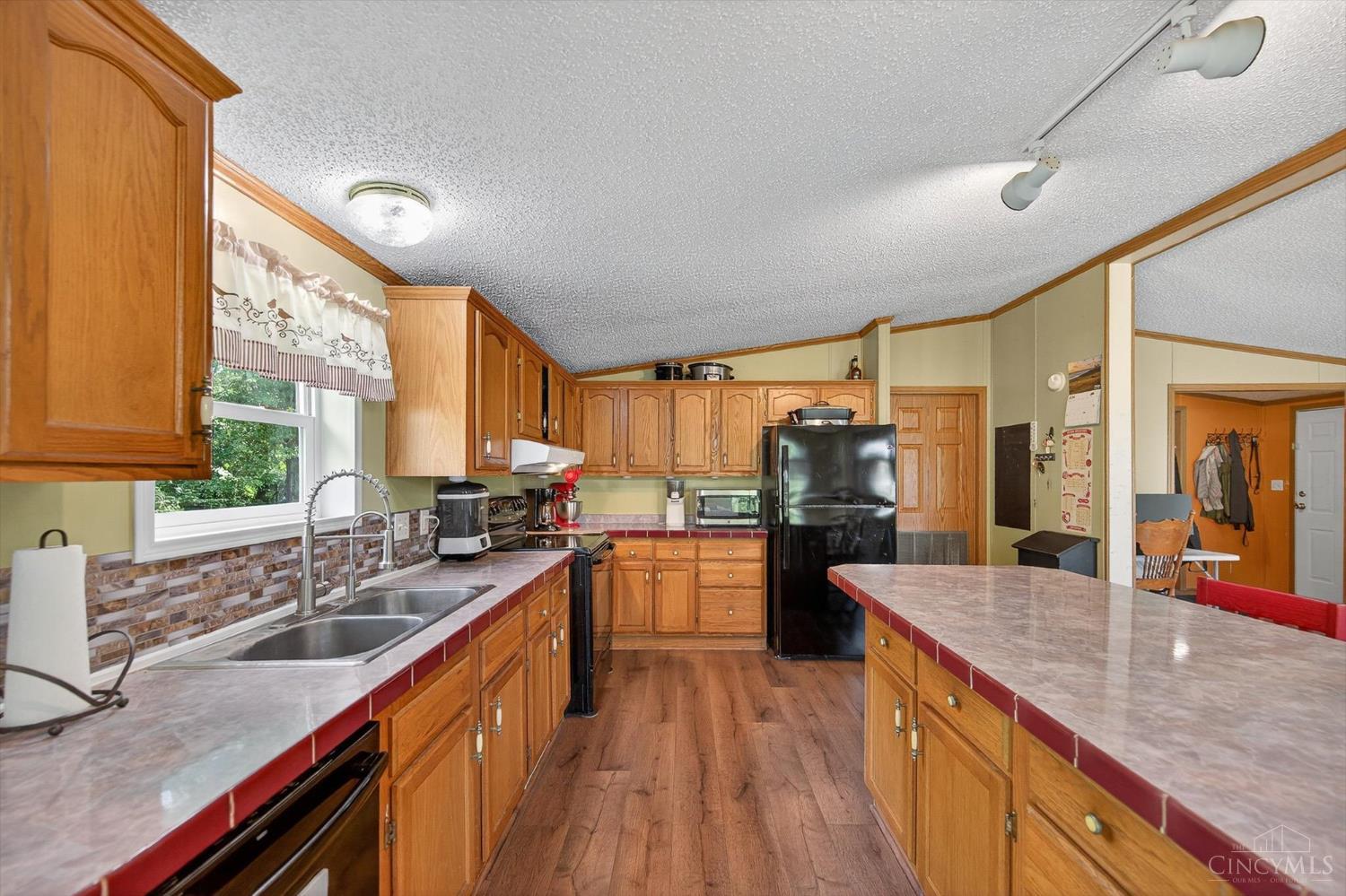 3904 Glady Road Blanchester, OH 45107 - Photo 15 of 38 Gallery Image 15