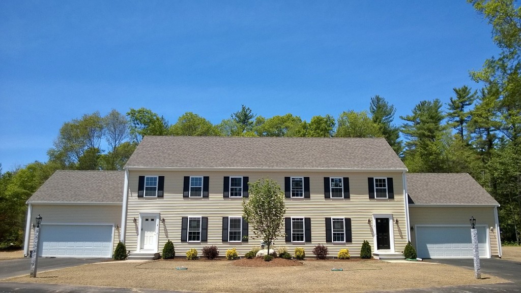 391 Franklin Street, Unit 1 Hanson, MA 02341 - Photo 2 of 24