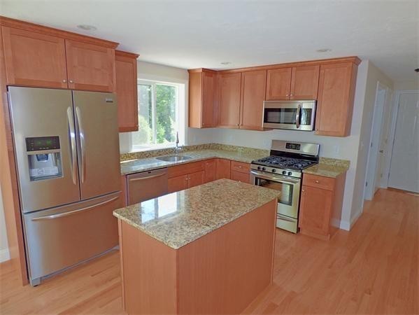391 Franklin Street, Unit 1 Hanson, MA 02341 - Photo 8 of 24