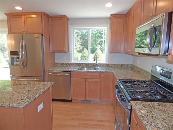 391 Franklin Street, Unit 1 Hanson, MA 02341 - Photo 10 of 24